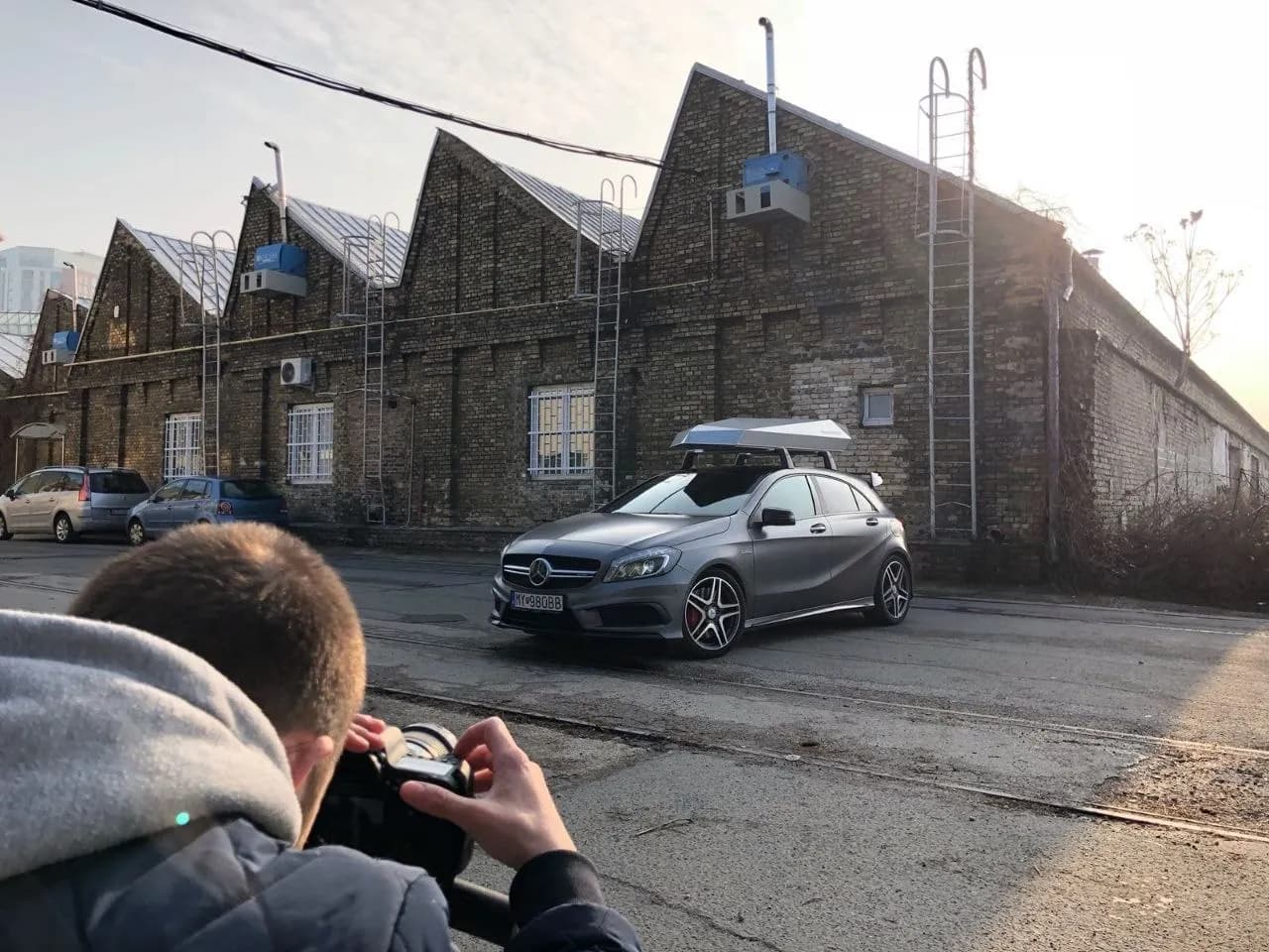 Fotenie Mercedes s Alumined